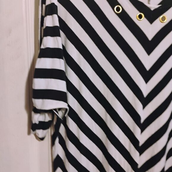 Belldini Black and White Oversized Sailor Collar Blouse - Picture 4 of 11